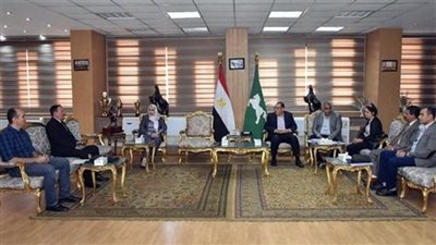 محافظ الشرقية يلتقي رئيس الإقليم الثالث بالهيئة العامة للتخطيط العمراني