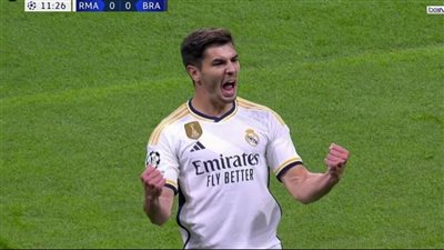 ريال مدريد يتقدم على سبورتنج براجا في الشوط الأول