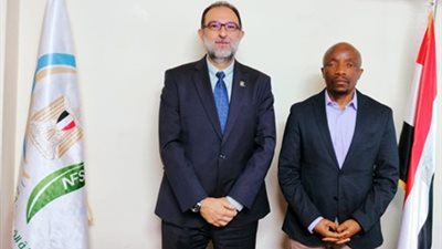 رئيس هيئة سلامة الغذاء يستقبل وفد هيئة تنظيم الأدوية الكونغولية