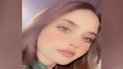 عنود محمد:  موضة صيف 2023 تألقي بالازرق والأخضر في الخروجات الشتاء 