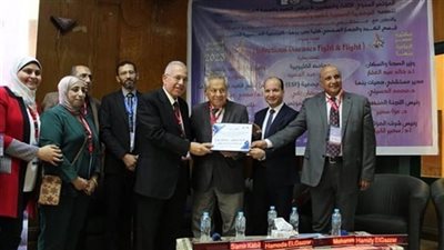 صحة القليوبية تكرم الأطباء والتمريض الحاصلين علي درجة الدكتوراة بحميات بنها 
