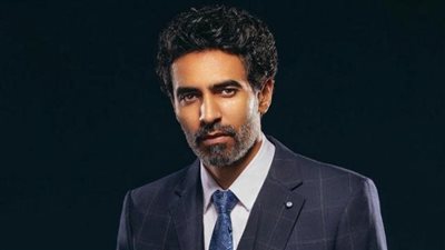 محمد علاء يقابل غادة عبد الرازق في 