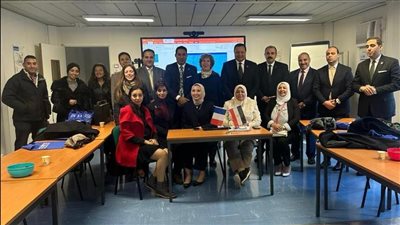 الرعاية الصحية: بحث تبادل الخبرات مع فرنسا وخلق فرص جديدة للابتكار والتطوير