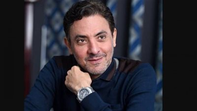فتحي عبد الوهاب يكتب اسمه في قائمة الأطباء والسبب 