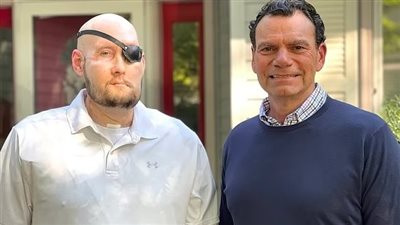 شاهد.. نجاح أول عملية زراعة عين بشرية بأمريكا