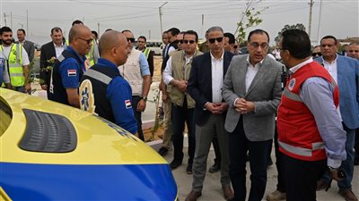 مدبولي يتفقد عدداً من مشروعات مبادرة 