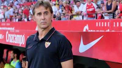 اتحاد جدة يقترب من التعاقد مع مدرب منتخب إسبانيا السابق