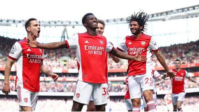 أرسنال يبحث عن خطف الصدارة من ليفربول علي حساب فولهام الليلة
