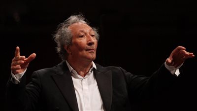 على المسرح الكبير بالأوبرا.. المايسترو أحمد الصعيدي يلتقي جمهوره الليلة