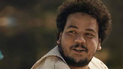  مصطفى الغريب يكتب اسمه في قائمة 