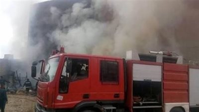  السيطرة على حريق فى منزل مكون من 3 طوابق
