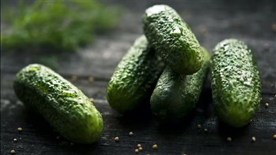 تناول الخيار مفيد للوقاية من تجلط الدم.. طبيبة توضح 