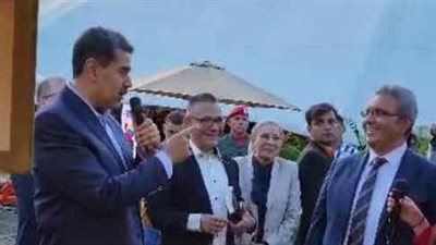 نيكولاس مادورو يفتتح الجناح المصري في معرض فنزويلا الدولي للكتاب