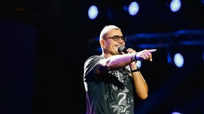 عمرو دياب|لفتة خيرية في حفل الإمارات القادم