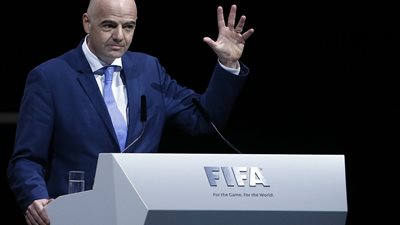 إنفانتينو يشكر جميع الأندية التي شاركت بالسوبر الأفريقي