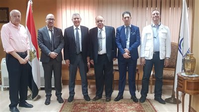  تصدير منتجات شركات الأدوية التابعة لوزارة قطاع الأعمال  إلى الجزائر