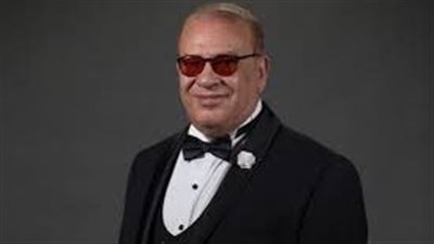 صلاح عبدالله يكتب اسمه في قائمة 