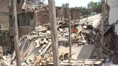 تفاصيل انهيار عقار مكون من 3 طوابق في القاهرة 