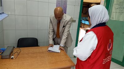 وكيل صحة الشرقية يتفقد المبادرة الرئاسية 100 يوم صحة بمنيا القمح