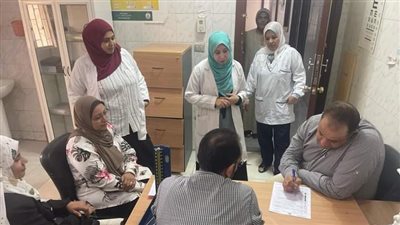 فريق طبى يجرى جولة تفقدية لعددآ من الوحدات الصحية بقنا