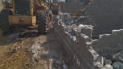 إزالة 15حالة تعدي بناء علي الأراضي الزراعية بالغربية 