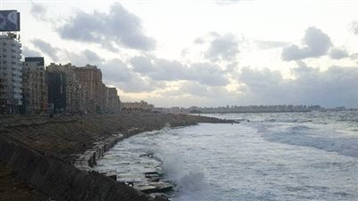 نوة المكنسة تهدد الإسكندرية.. سيول كبيرة واستعدادات مكثفة لحرب الأمطار