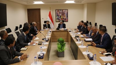 وزير الكهرباء يستقبل سفير اليابان بالقاهرة لبحث سبل التعاون بين البلدين في مجال الطاقة والهيدروجين الاخضر