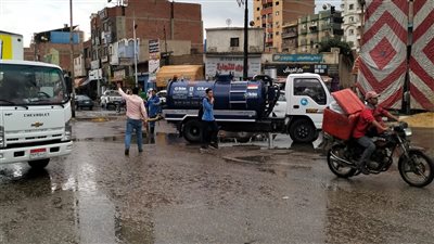 محافظ الغربية يُتابع جهود رفع نواتج الأمطار فى المحافظة