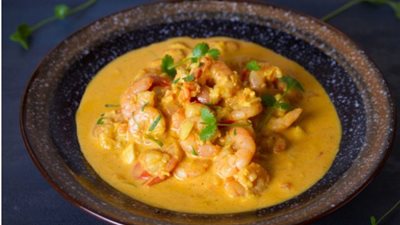 طريقة تحضير روبيان بصوص الكريمة والطماطم