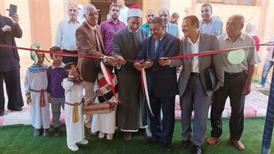 مدير عام تعليم نجع حمادي يتفقد مدرسة الشهيد إسلام الرسمية للغات