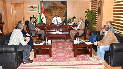 محافظ الفيوم يتابع الأعمال النهائية لتوصيل المرافق لمصنع يازاكي 