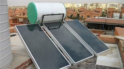 أهم تفاصيل السخانات الشمسية.. تكفي 6 أفراد وعمرها 25 عامًا