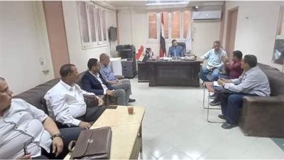 مدير إدارة أبوتشت التعليمية يوجه بتكثيف المتابعات اليومية للمدارس