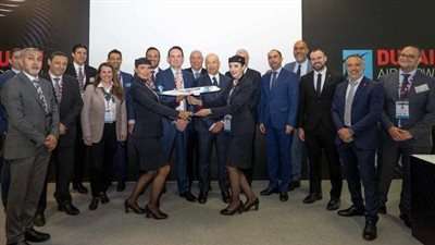 توقيع مذكرة تفاهم بين مصر للطيران وRolls-Royce لصيانة 20 محرك ترينت XWB-84