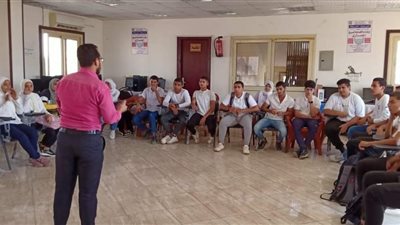 استمرار فاعليات ورش أندية السكان بمركز التنمية الشبابية بشرم الشيخ