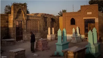 أعمال سفلية وسحر لمنع الإنجاب.. مفاجأة شنيعة في المقابر (فيديو)