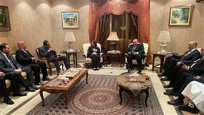 قنصل مصر بالرياض يقيم حفل عشاء لأقطاب الجالية للاجتماع بوزيرة الهجرة