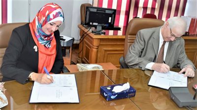 توقيع بروتوكول بين معهد بحوث الإلكترونيات والجامعة المصرية الروسية