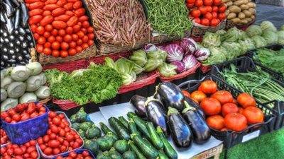 أسعار الخضراوات اليوم الجمعة للمستهلك في السوق المحلية.. البصل بـ24 جنيهًا