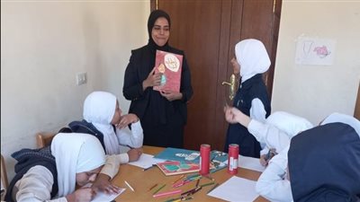 ورشة فنية للأطفال بثقافة جمال عبدالناصر ببني مر بأسيوط