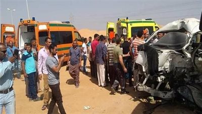 انقلاب ميكروباص يسفر عن إصابة 4 أشخاص بحدائق أكتوبر