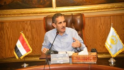  محافظ الغربية يعقد اجتماعا تنسيقيا لتذليل المعوقات التي تواجه مستشفى الأورام 