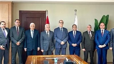 لمحاربة الفساد.. النيابة الإدارية توقع بروتوكول تعاون مع الجهاز المركزي للتنظيم والإدارة
