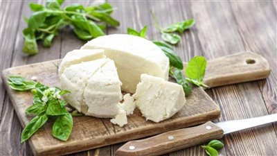 الجبن القريش تؤثر على الأوعية الدموية للقلب والدماغ