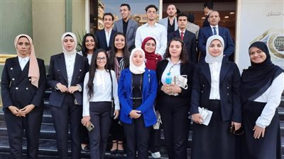 وفد طلابي بجامعة أسيوط يشارك في البرنامج التدريبي للأكاديمية الوطنية لمكافحة الفساد