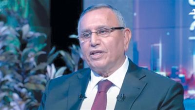 عبدالسند يمامة: ظروف البلاد اقتضت مشاركة الوفد فى السباق الرئاسى