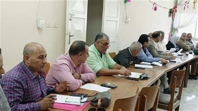 وكيل زراعة الغربية يناقش خطة توزيع تقاوى القمح