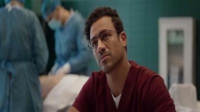مسلسل زينهم الحلقة الأولى.. أحمد داود طبيب شرعي يتحدث مع الموتى