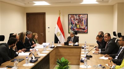 وزير الكهرباء يستقبل نائبة رئيس بنك الإستثمار الأوروبى لمنطقة الشرق الأوسط 