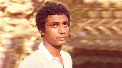 كواليس مكالمة الرئيس الأسبق مبارك مع أحمد زكي في برنامج 
